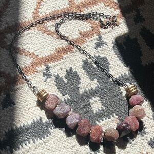 Beljoy vintage raw red rock ruby Gold and red Stone Necklace one size